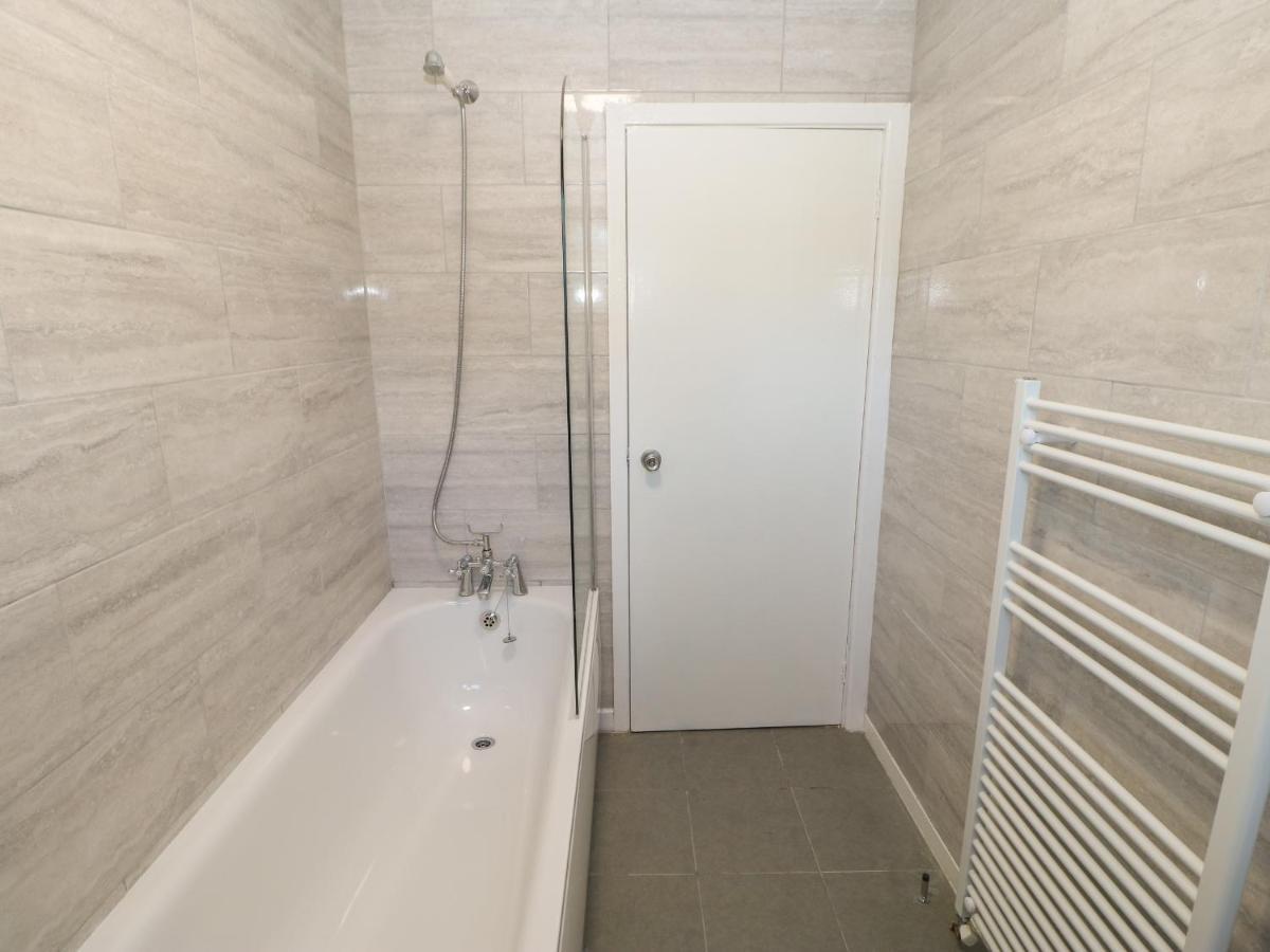 Bankwell Cottage Нюкасъл ъпон Тайн Екстериор снимка